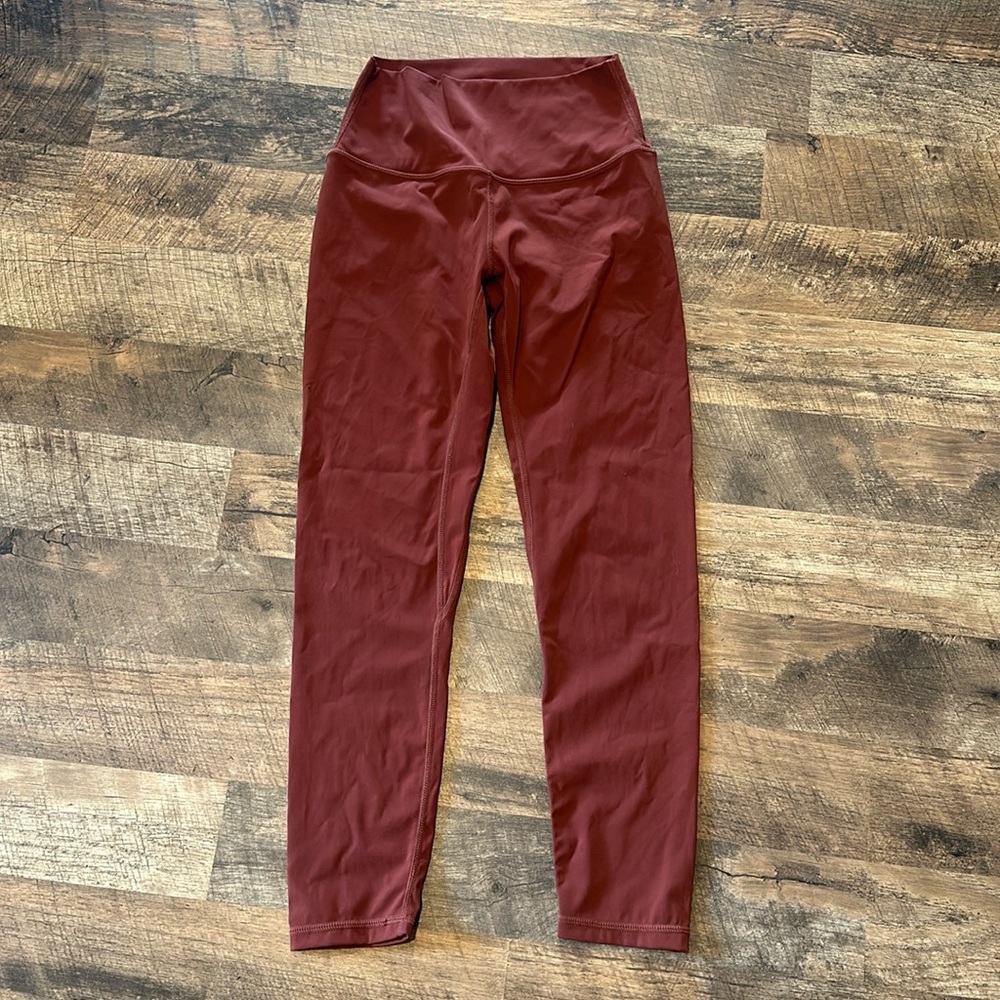 Born Primitive Your Go To leggings size M